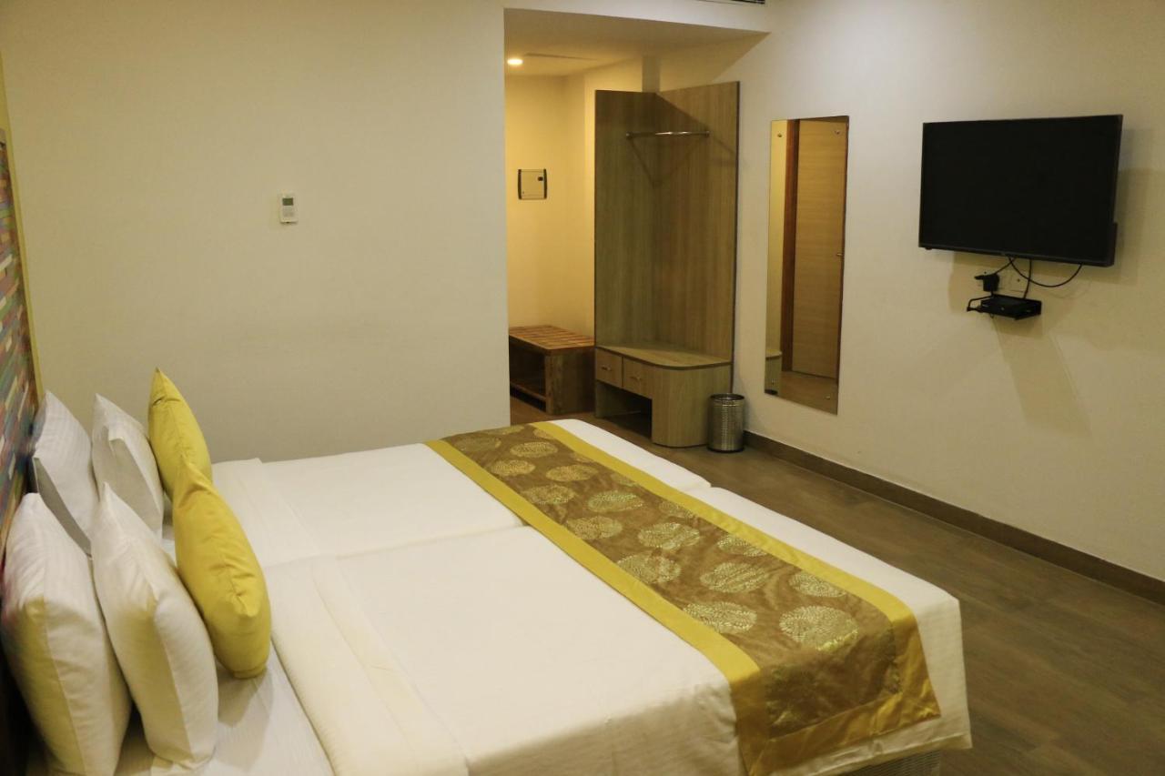 Cosmopolitan Hotels Madurai Exterior foto